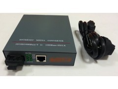 深海通信设备专业批发各种光纤 接续盒 终端盒 藕合器批发